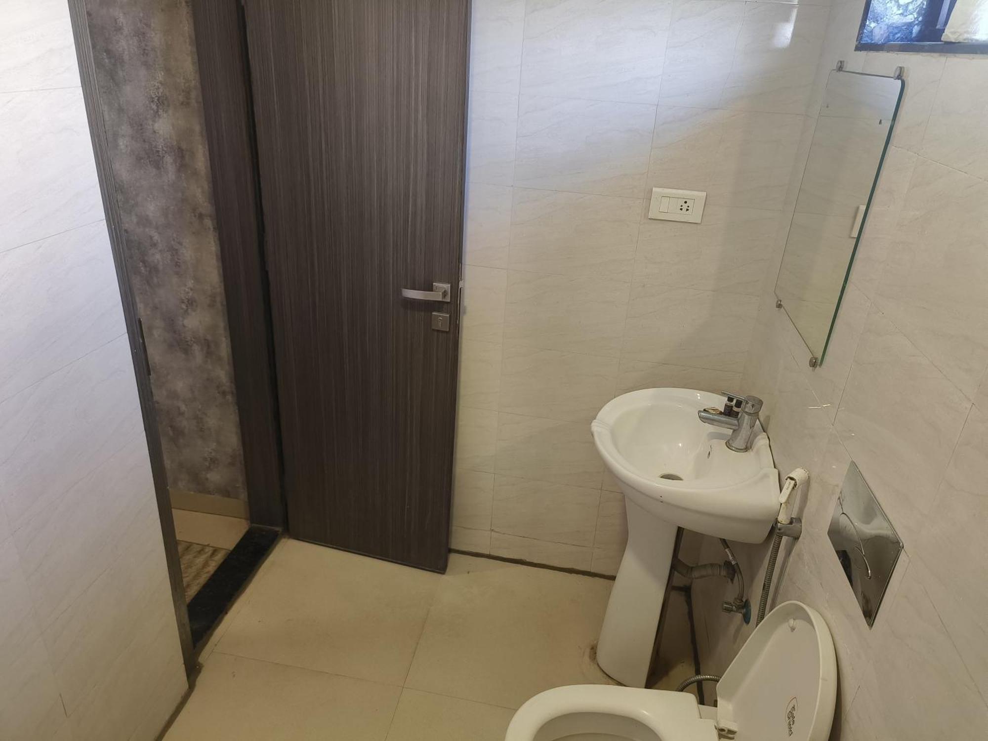 Hotel Royal Retreat Sambalpur Ngoại thất bức ảnh