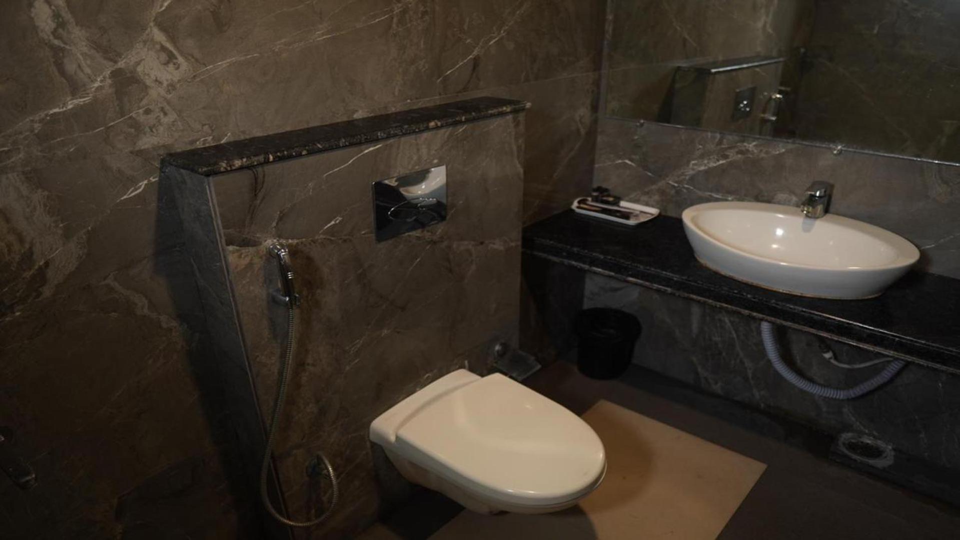 Hotel Royal Retreat Sambalpur Ngoại thất bức ảnh